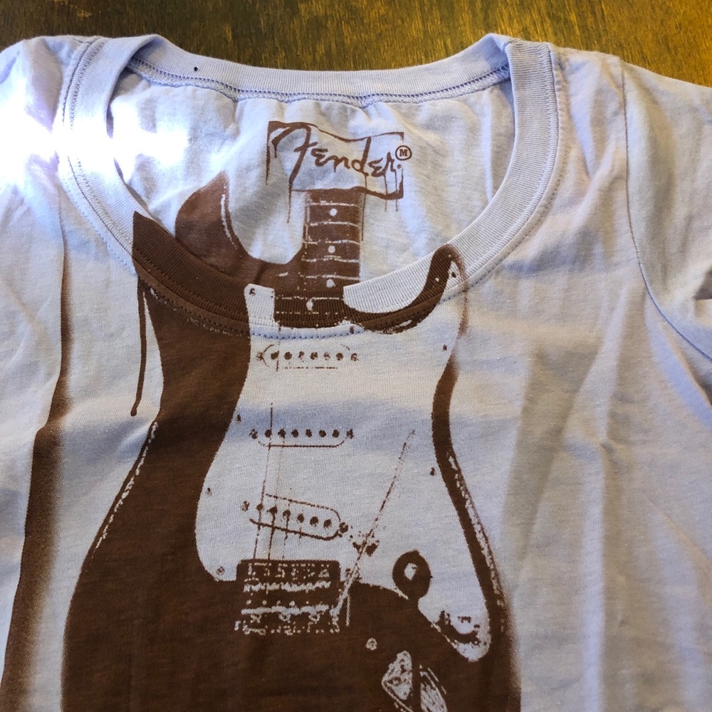 Kids Fender Guitar T-Shirt Size Medium M Purple